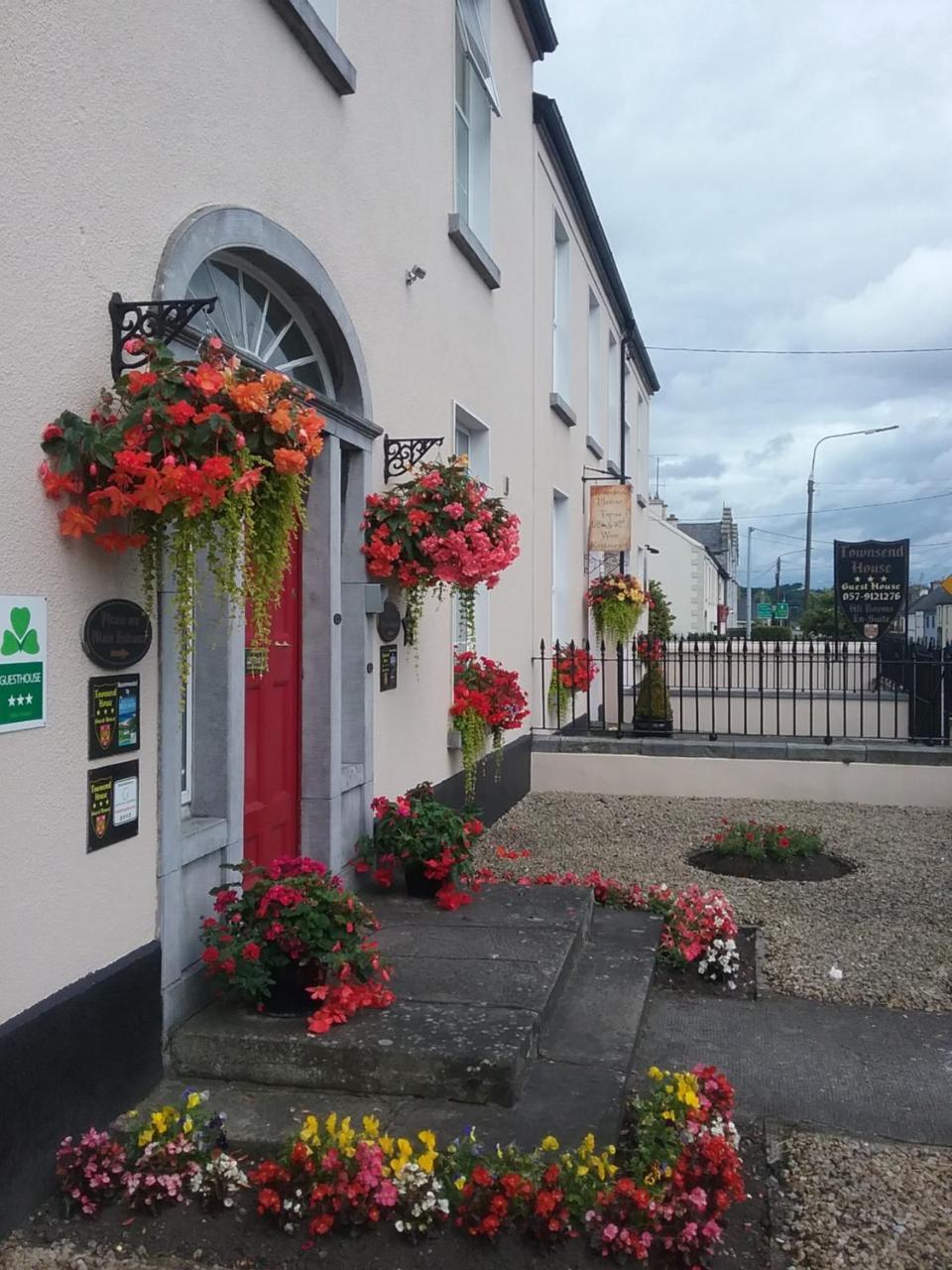 Townsend House Guest House Birr Exteriér fotografie